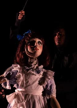 Mostra Cine Brasil De Teatro Convida Alice No Pais Das Maravilhas Grupo Giramundo